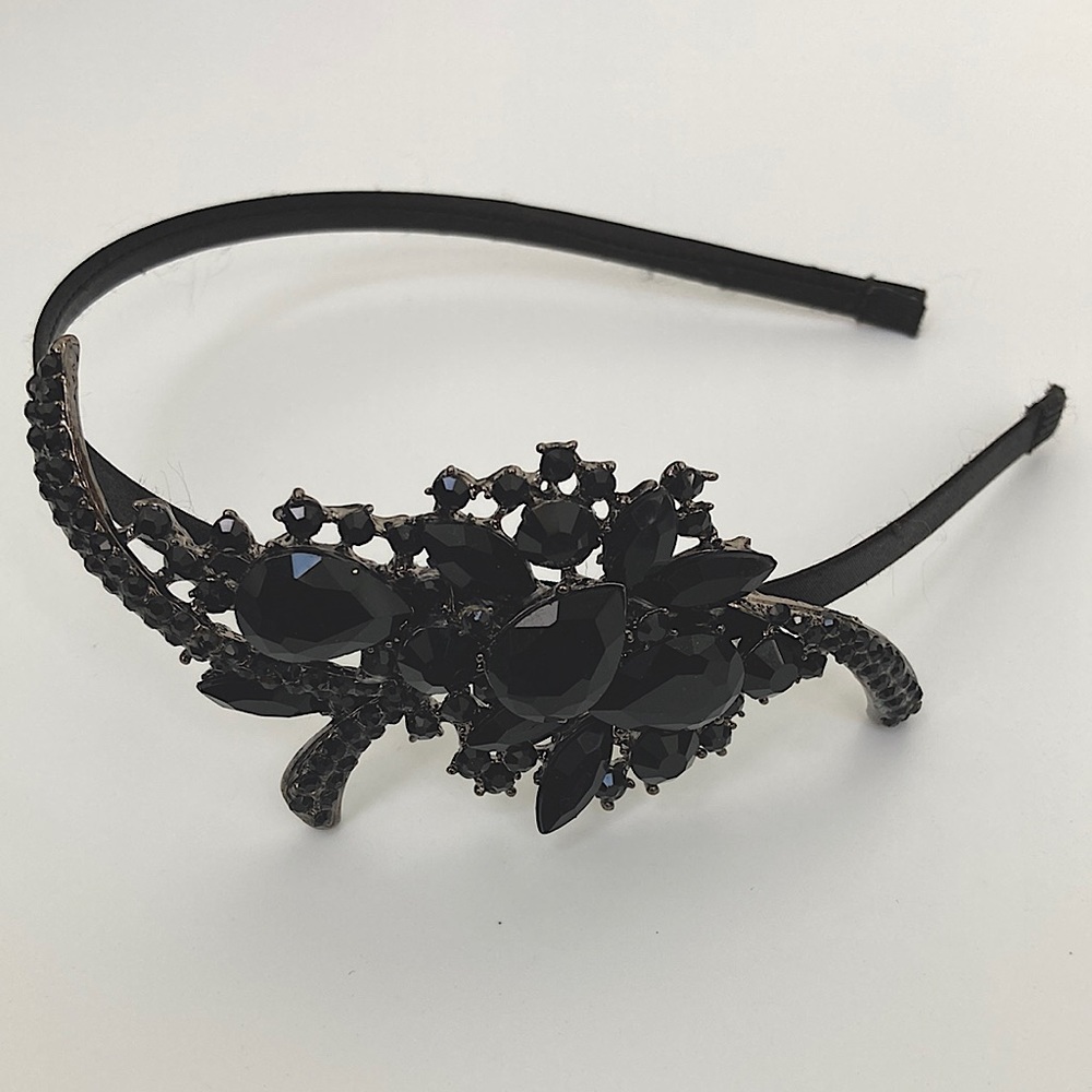 Black beaded Hairband